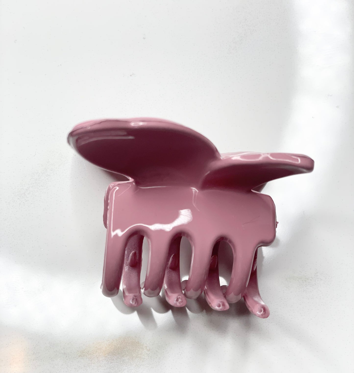 BUTTERFLY CLIP