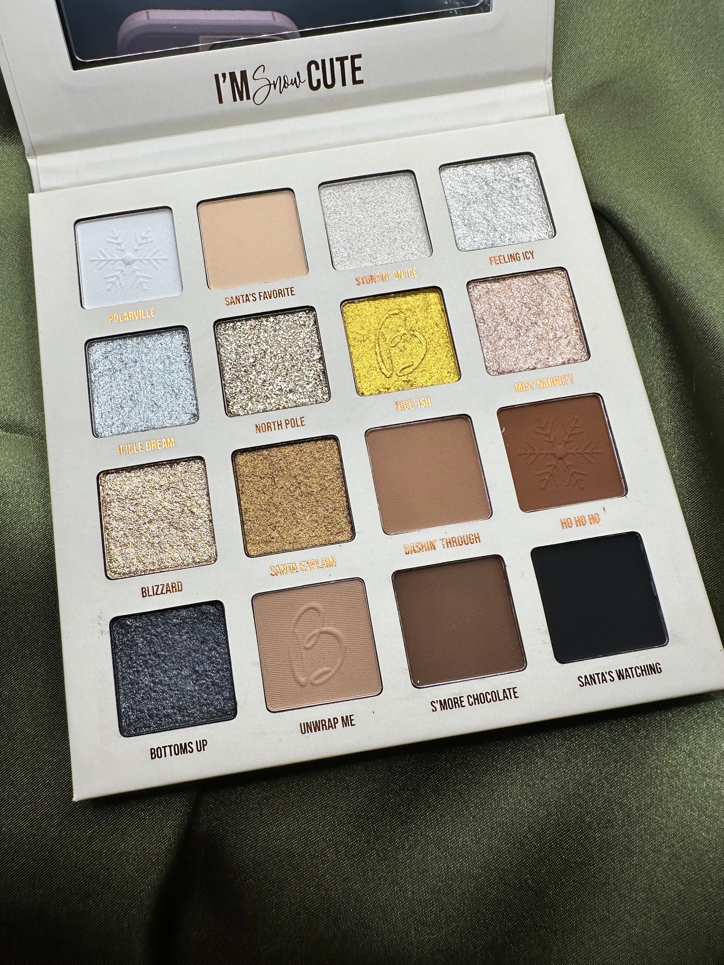 IM SNOW CUTE SHADOW PALETTE