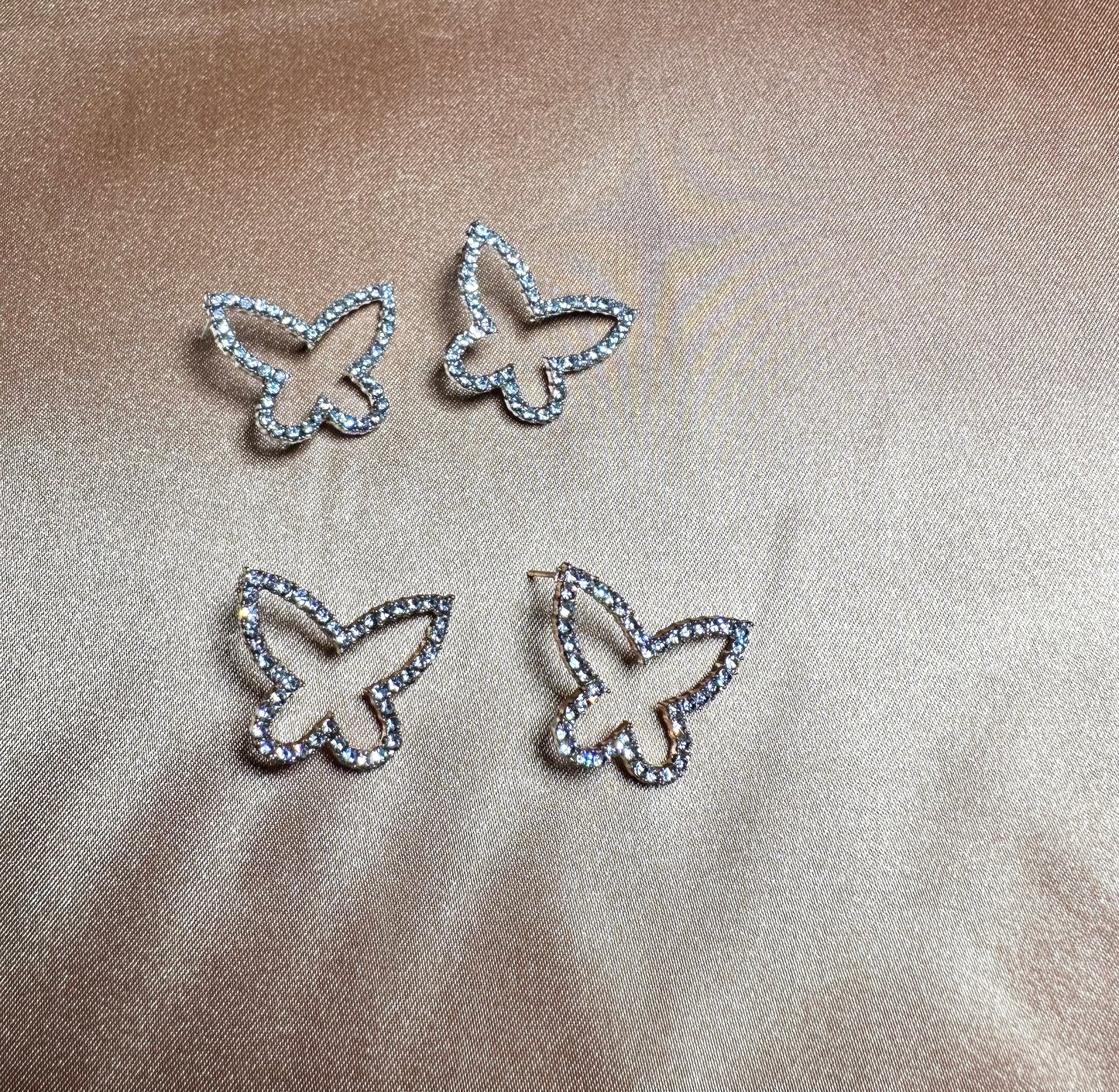 BUTTERFLY LOVE EARRINGS